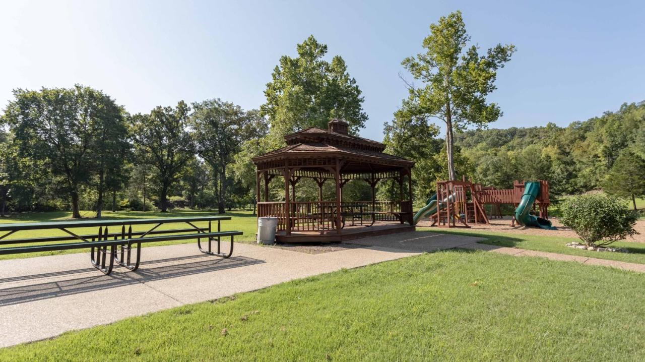 Makin Memories Lodge Cabin Branson West Exterior foto